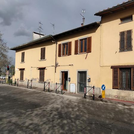 Da Hele & Zozi Apartman Signa Kültér fotó