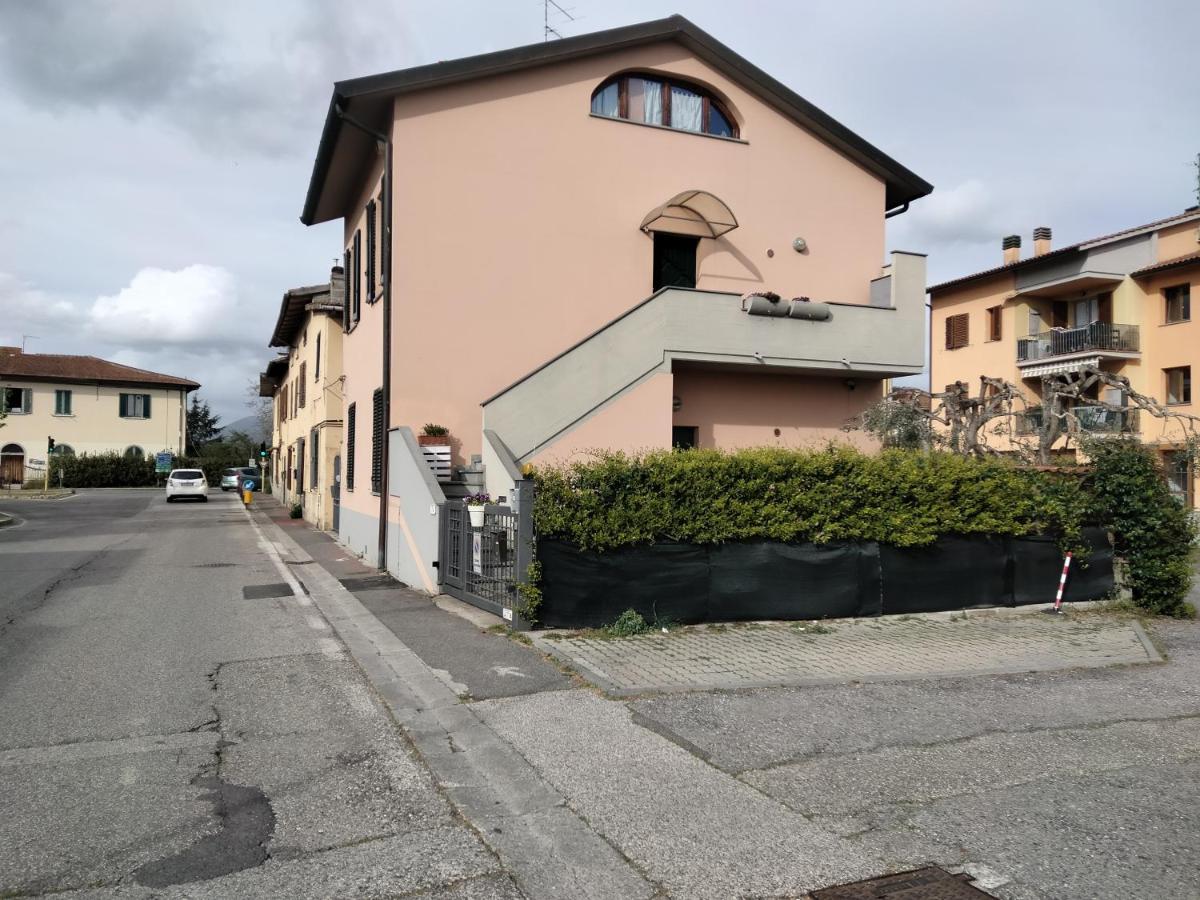 Da Hele & Zozi Apartman Signa Kültér fotó